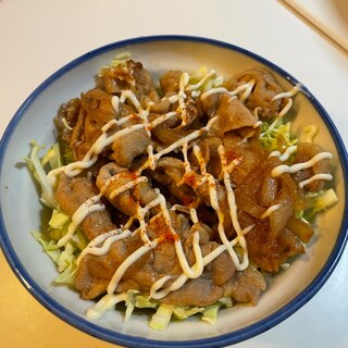 春キャベツたっぷり！簡単豚丼